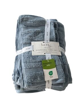Nicole Miller Light Blue Oversized Towel Set NWT